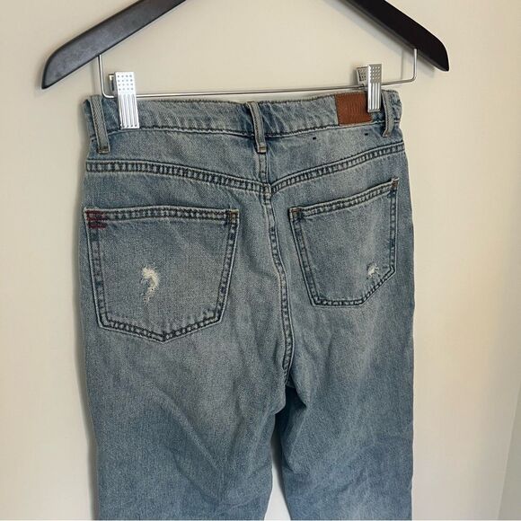 BDG Urban Outfitters Slim Straight Distressed Ripped 26 Jeans - Picture 6 of 13